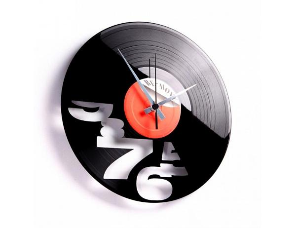 nástěnné hodiny Discoclock 049 I´ll never work 9 to 5 again 30cm DESIGNOVÉ HODINY